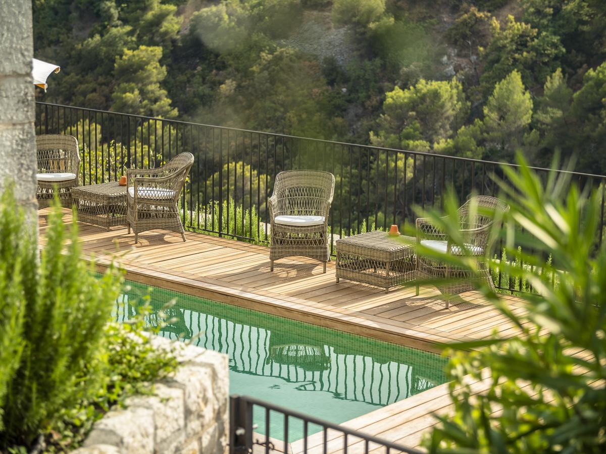 Auberge De Tourrettes ภายนอก รูปภาพ